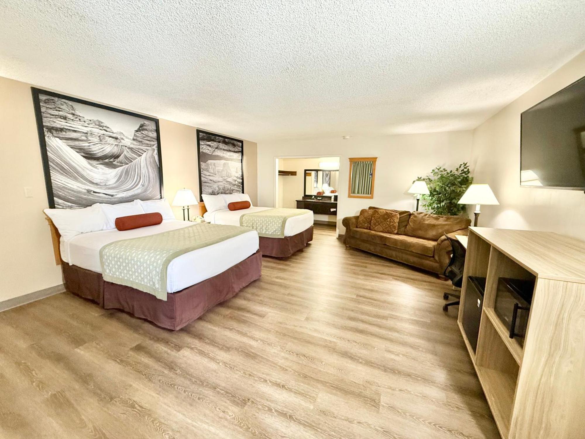 מלון Super 8 By Wyndham Salina/Scenic Hills Area מראה חיצוני תמונה