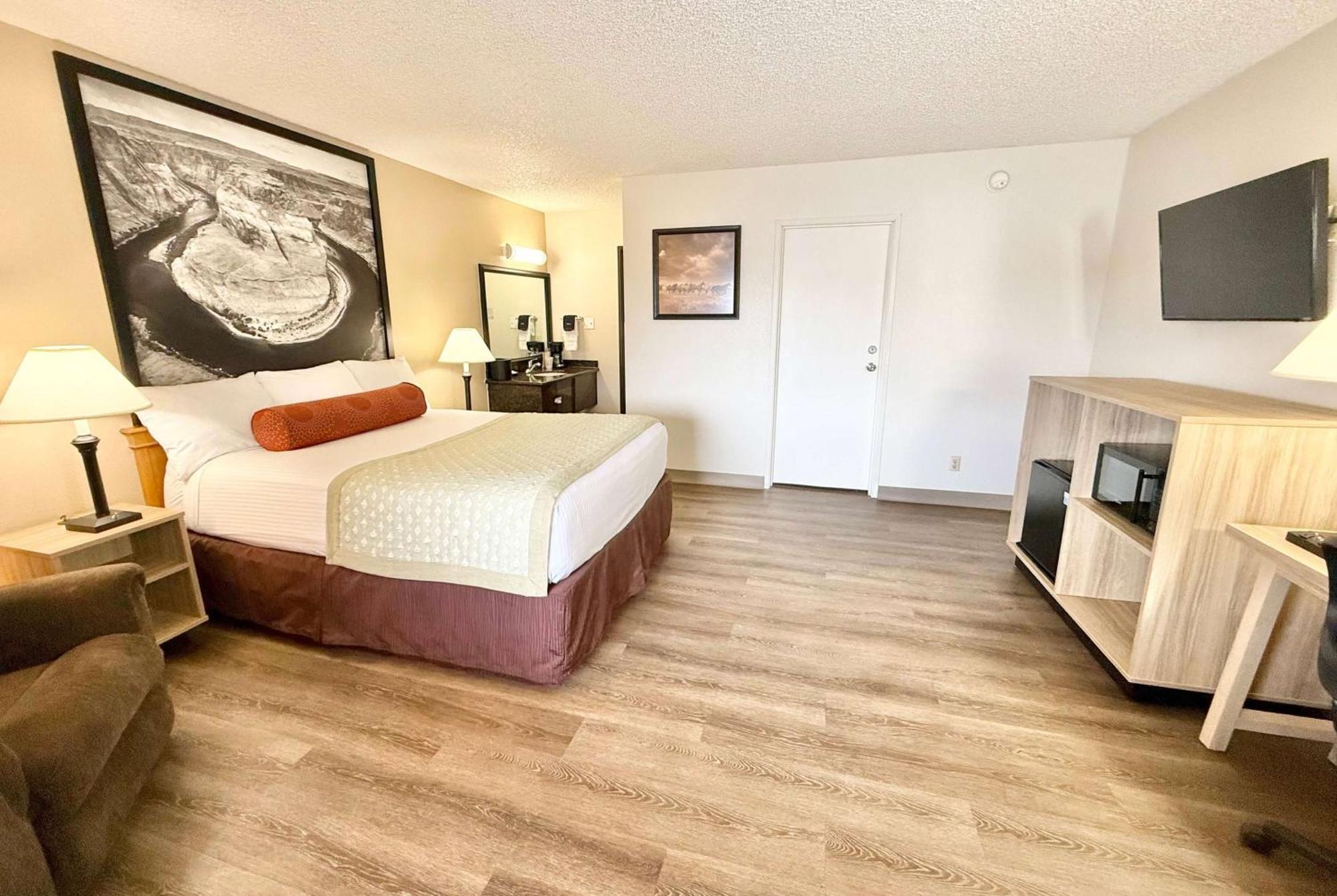 מלון Super 8 By Wyndham Salina/Scenic Hills Area מראה חיצוני תמונה